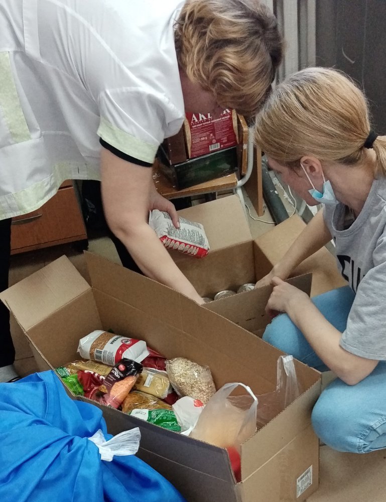 Гуманитарная помощь жителям Донецкой и Луганской народных республик